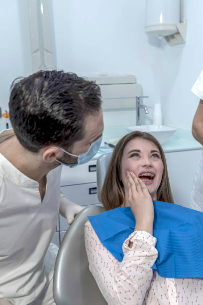 Best Dentist Open on Weekends  in Crestwood, MO